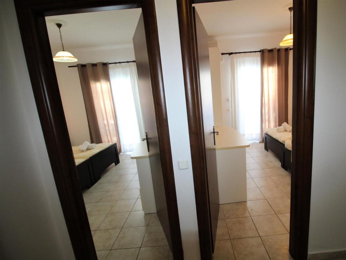 Nikki'S Studios & Apartments Мораитика Экстерьер фото