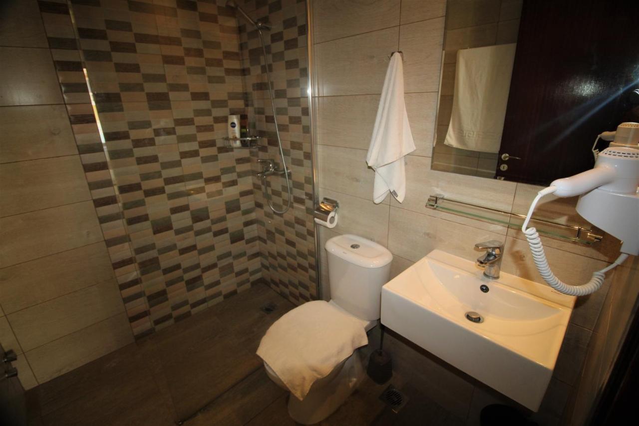 Nikki'S Studios & Apartments Мораитика Экстерьер фото