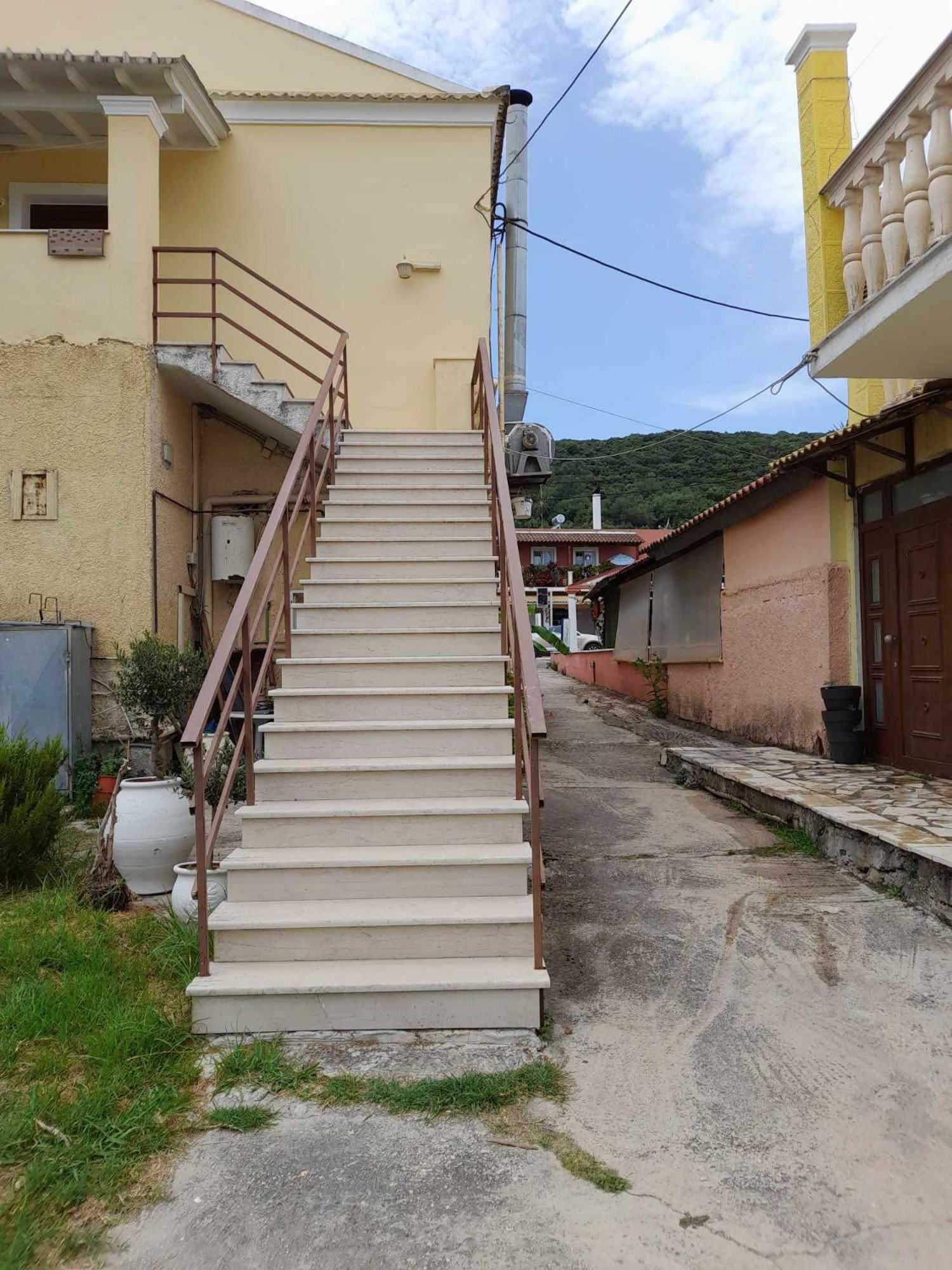 Nikki'S Studios & Apartments Мораитика Экстерьер фото
